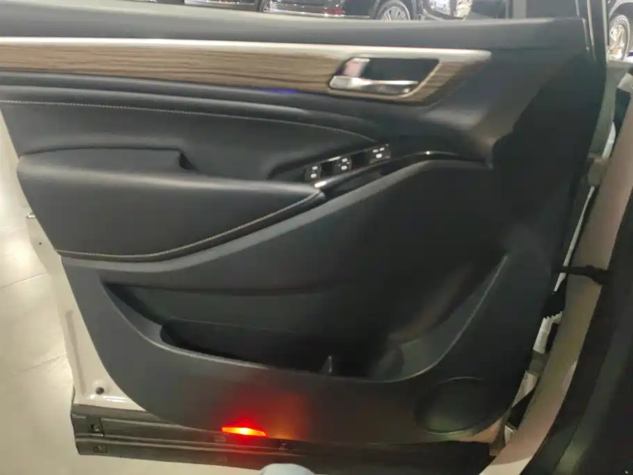 GAC Motor Trumpchi M8 — фото 7