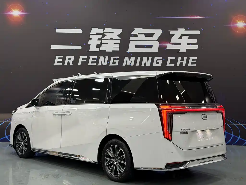 GAC Motor Trumpchi M8 — фото 6