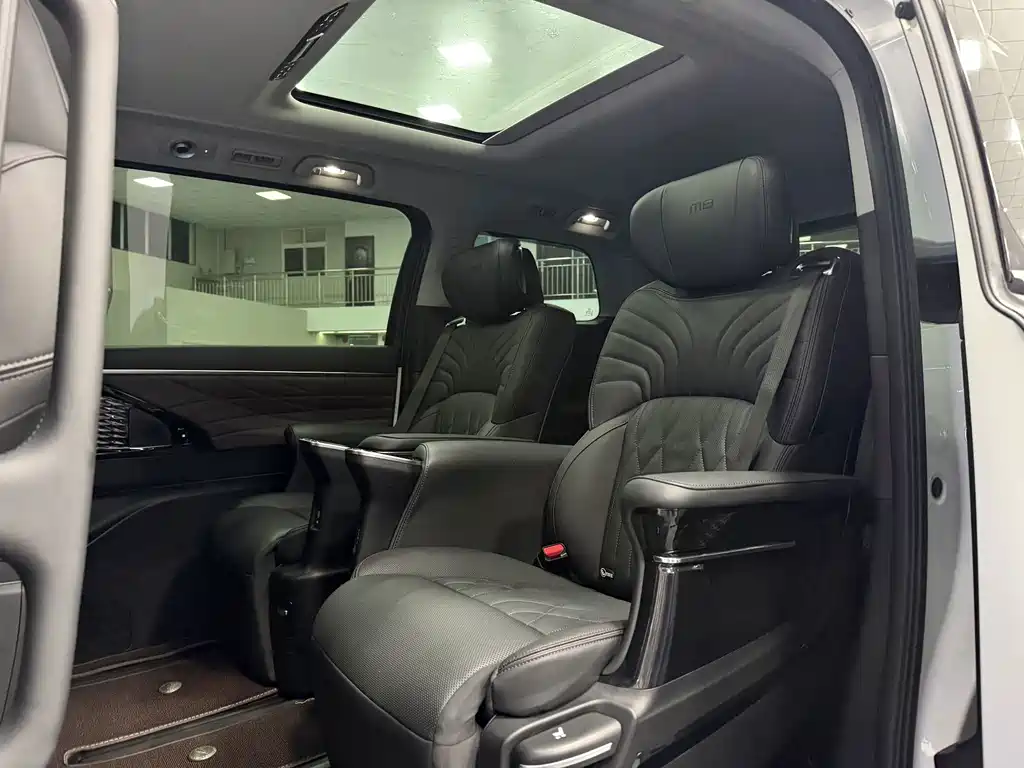 GAC Motor Trumpchi M8 — фото 8