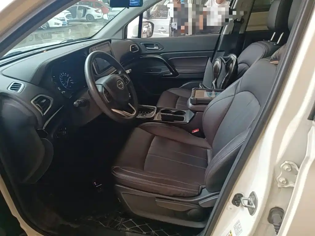 GAC Motor Trumpchi GS4 — фото 15