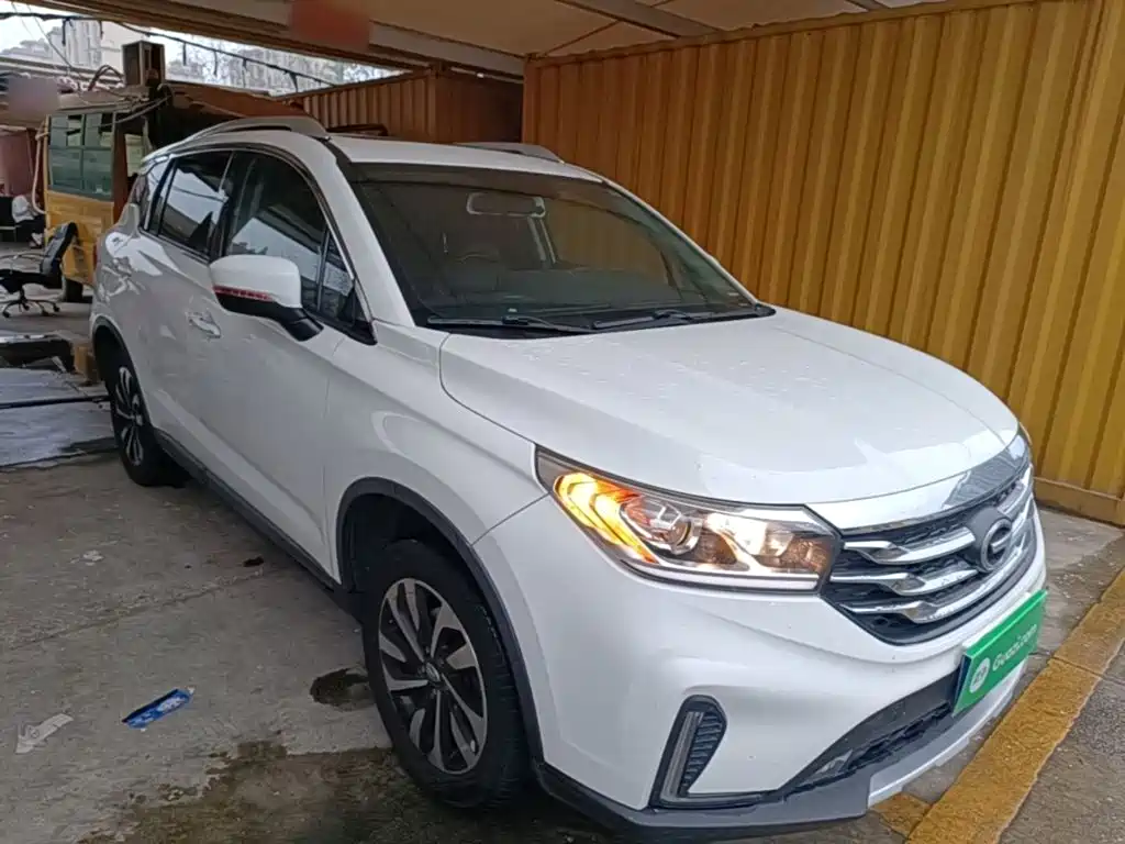 GAC Motor Trumpchi GS4 — фото 4