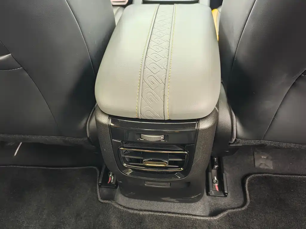 GAC Motor Shadow Leopard — фото 9