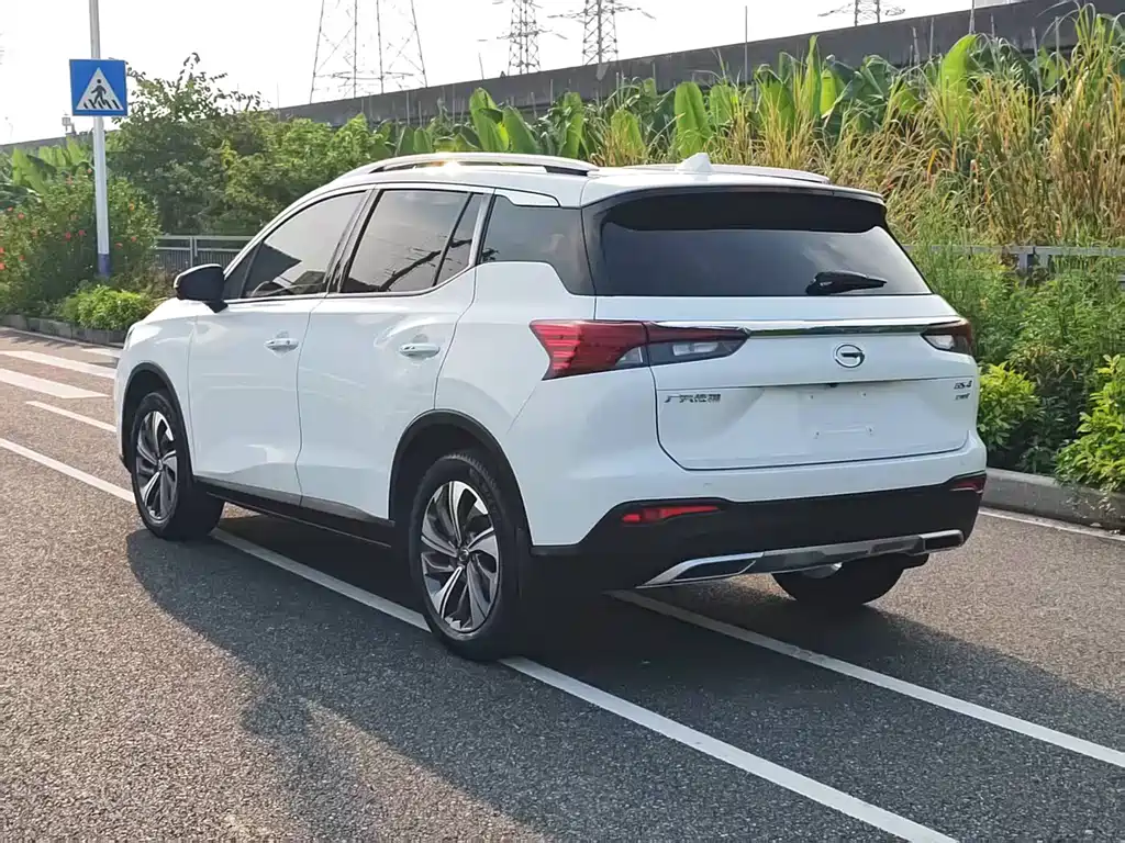 GAC Motor Trumpchi GS4 — фото 5