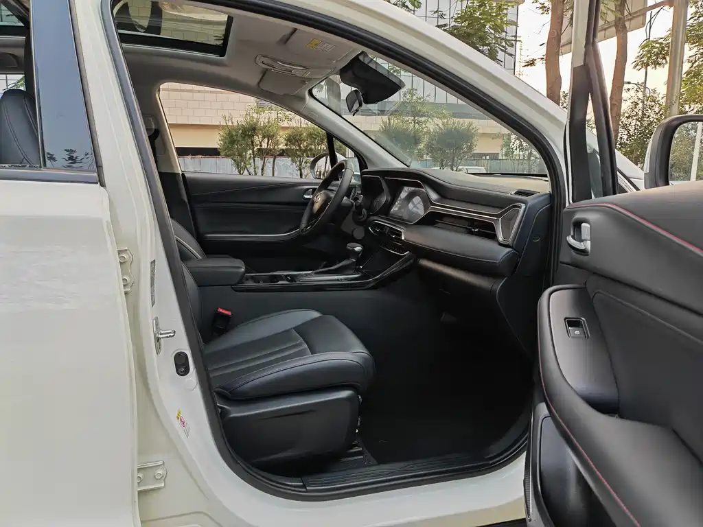 GAC Motor Trumpchi GS4 — фото 9