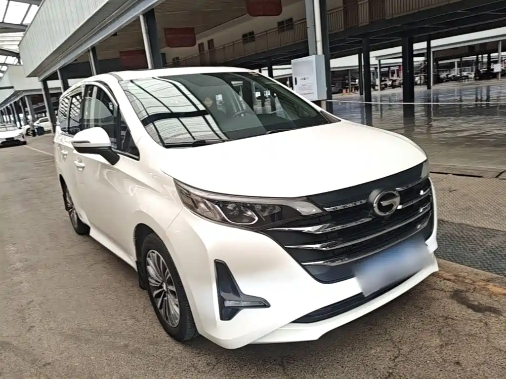 GAC Motor Trumpchi M6 — фото 4