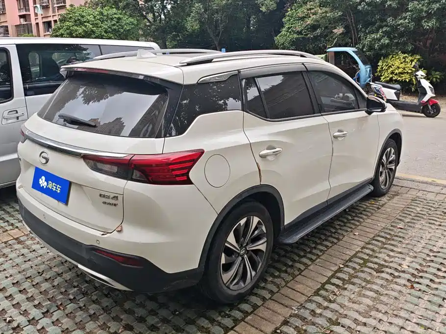 GAC Motor Trumpchi GS4 — фото 3