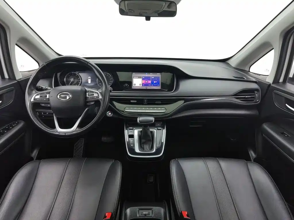 GAC Motor Trumpchi M6 — фото 5