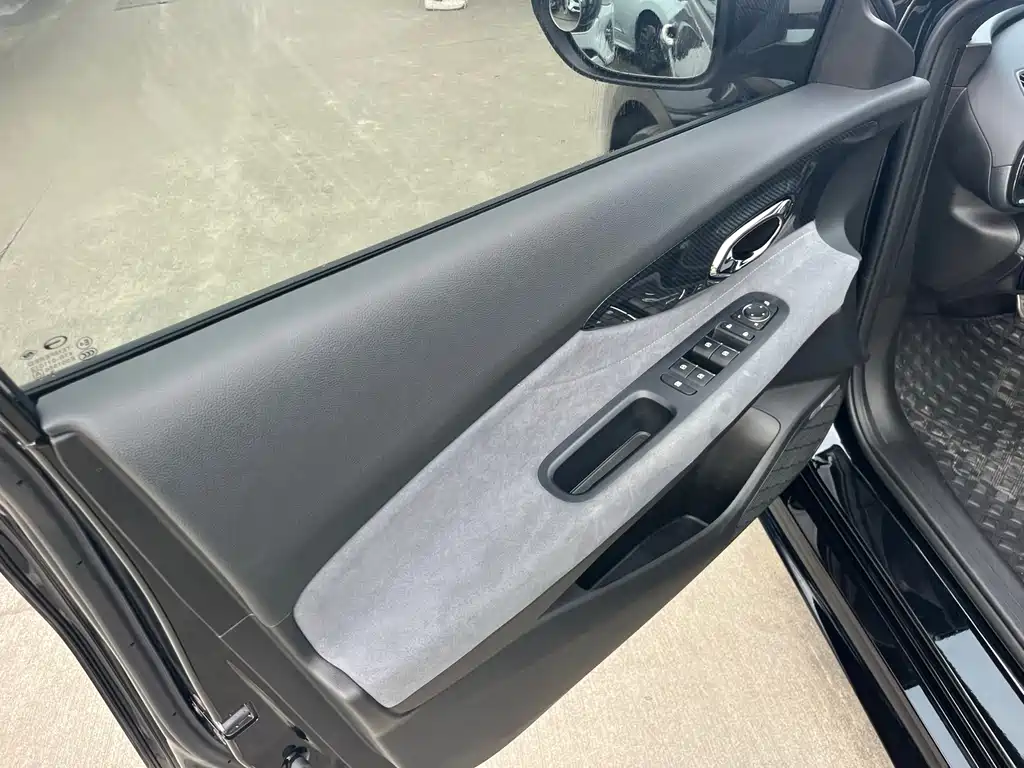 GAC Motor Shadow Leopard — фото 9