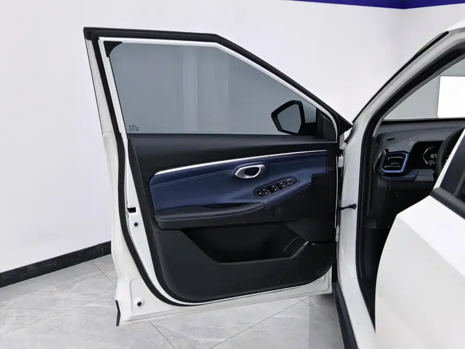 GAC Motor Trumpchi GS3 — фото 7