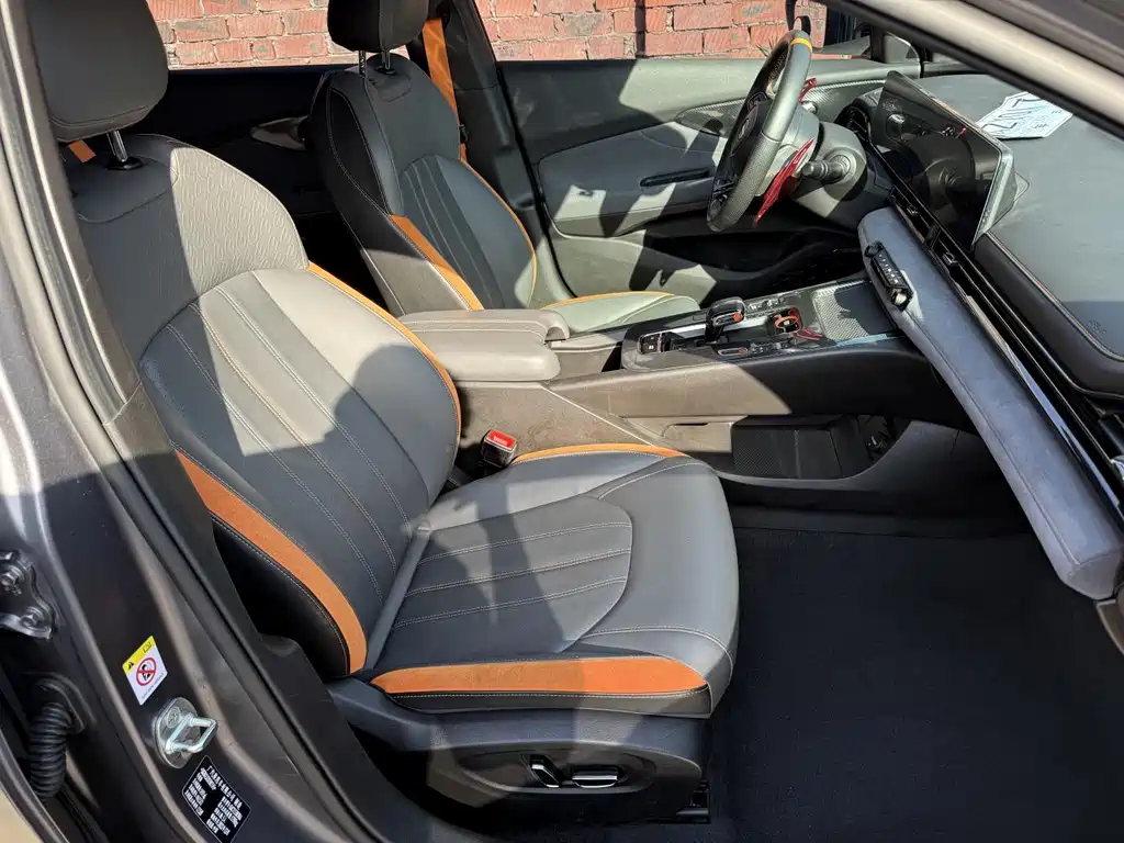 GAC Motor Shadow Leopard — фото 9