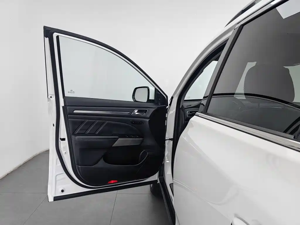 GAC Motor Trumpchi GS8 — фото 8