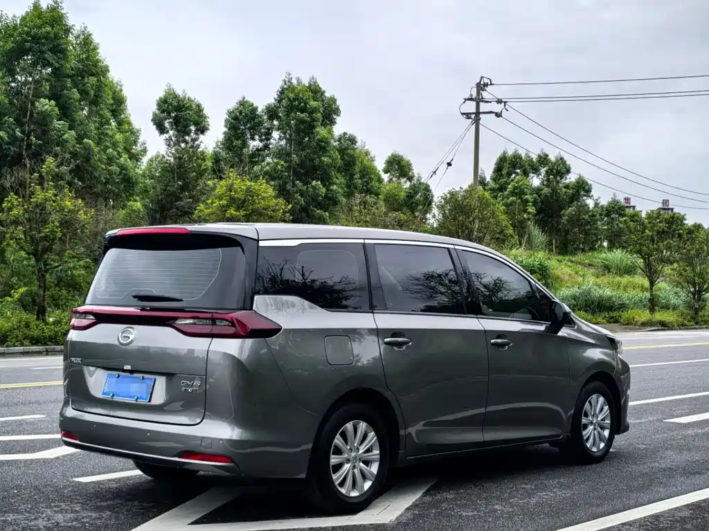 GAC Motor Trumpchi M6 — фото 4