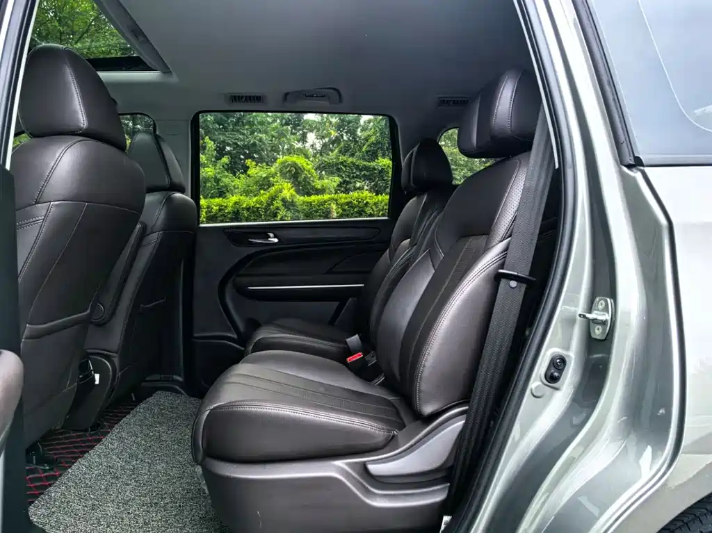 GAC Motor Trumpchi M6 — фото 9