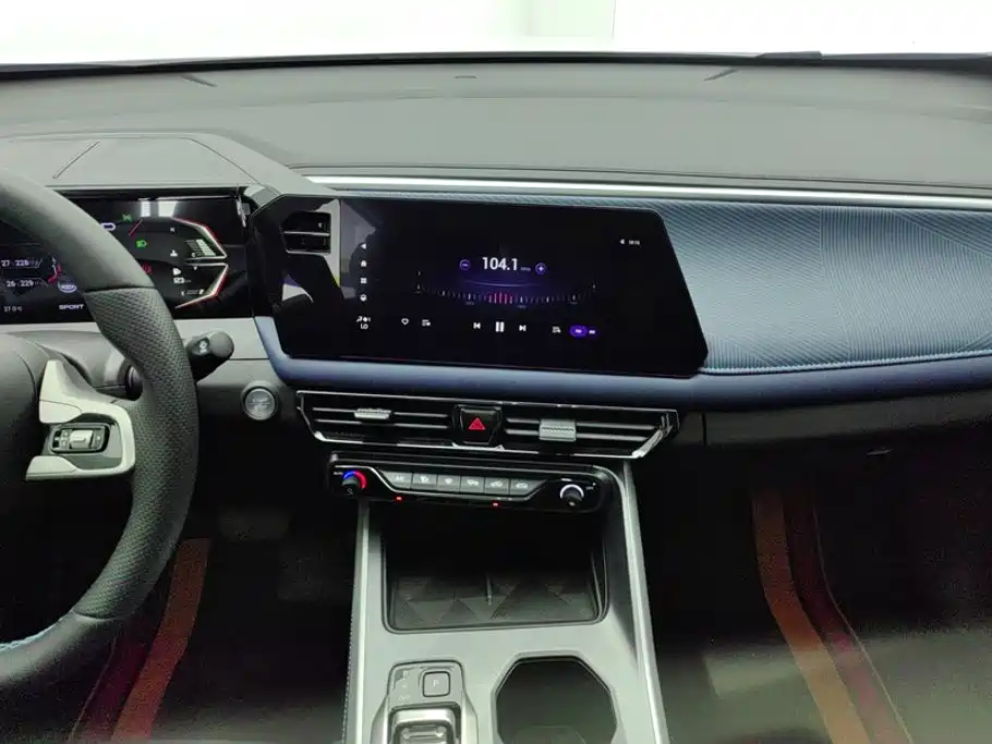 GAC Motor Trumpchi GS3 — фото 13