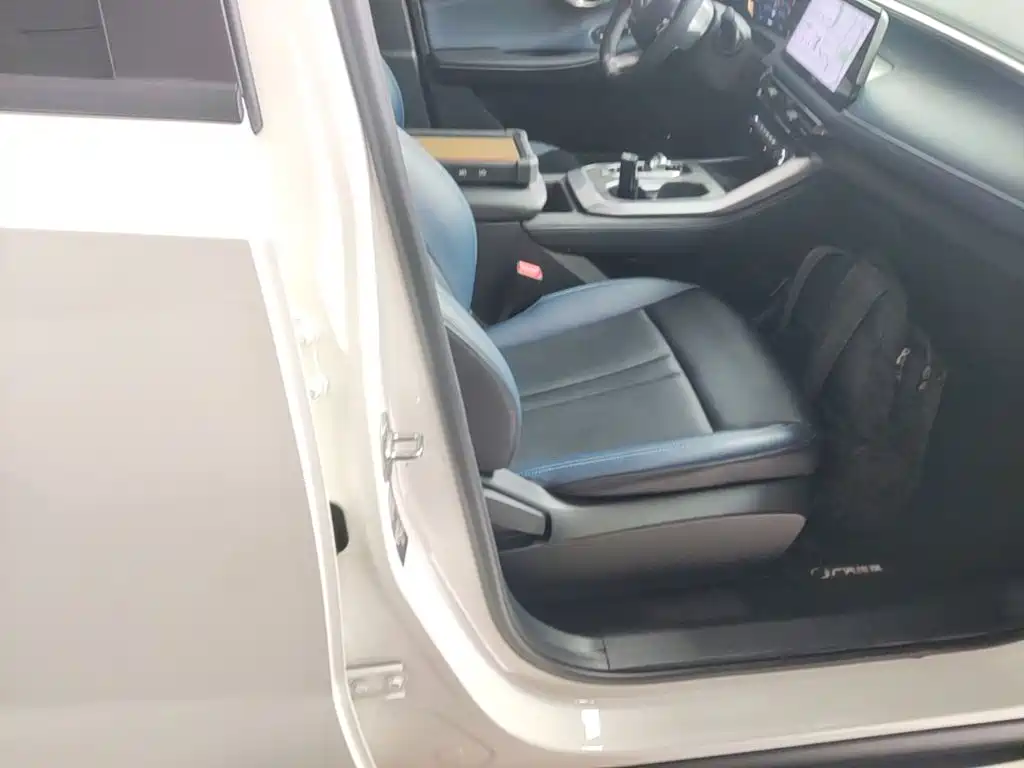 GAC Motor Trumpchi GS3 — фото 25