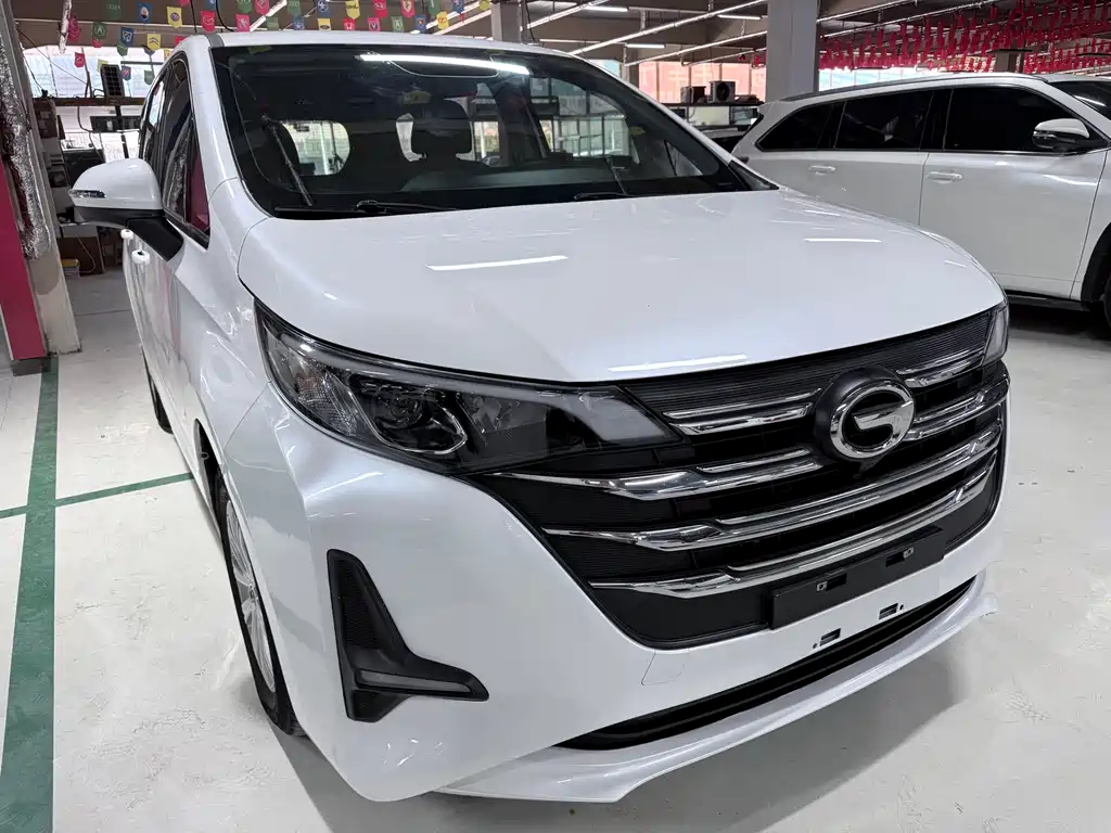 GAC Motor Trumpchi M6 — фото 3