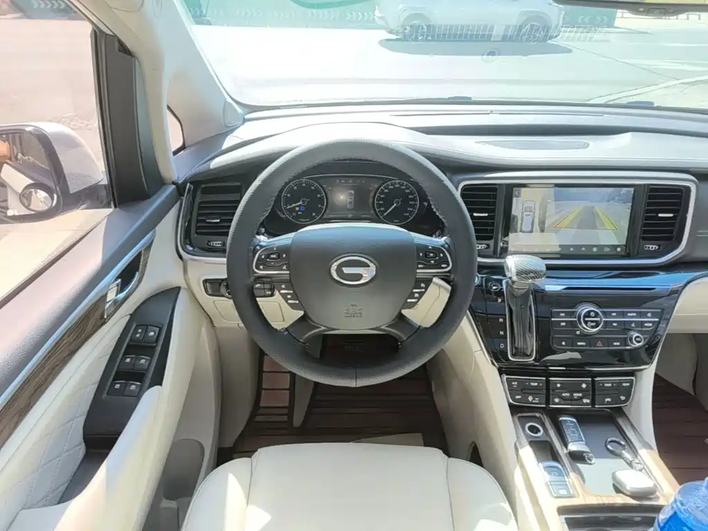 GAC Motor Trumpchi M8 — фото 11