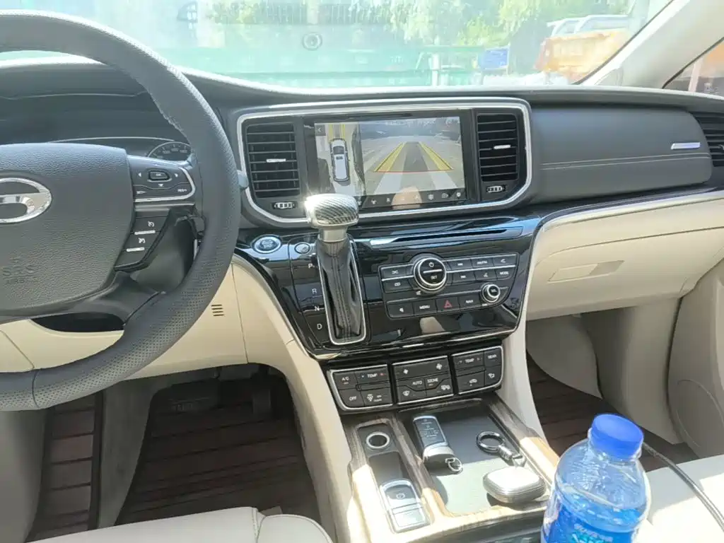 GAC Motor Trumpchi M8 — фото 13
