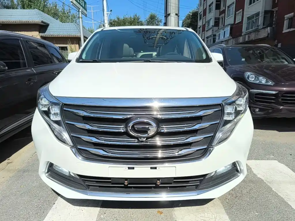 GAC Motor Trumpchi M8 — фото 3