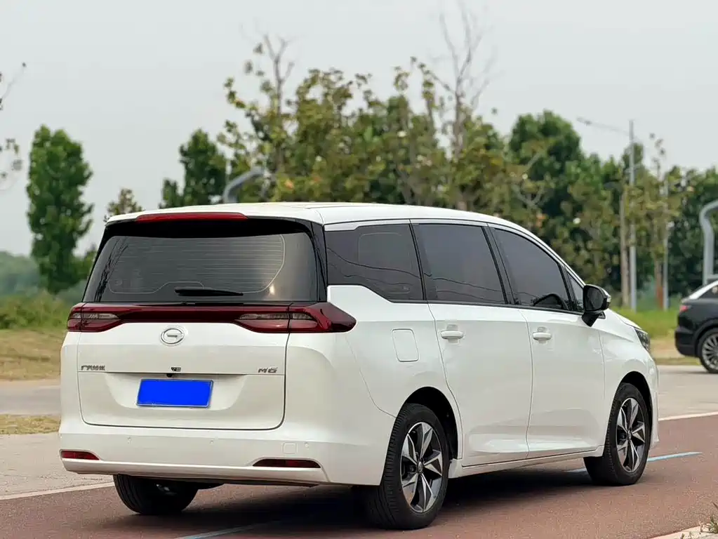 GAC Motor Trumpchi M6 — фото 4