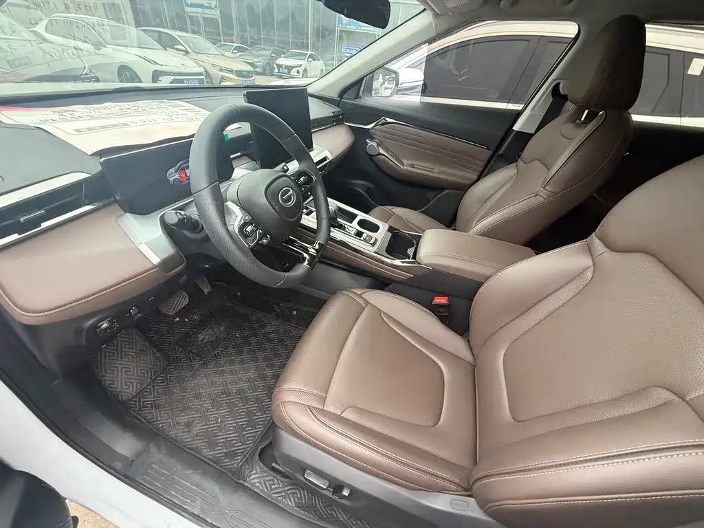 GAC Motor Trumpchi GS4 — фото 4