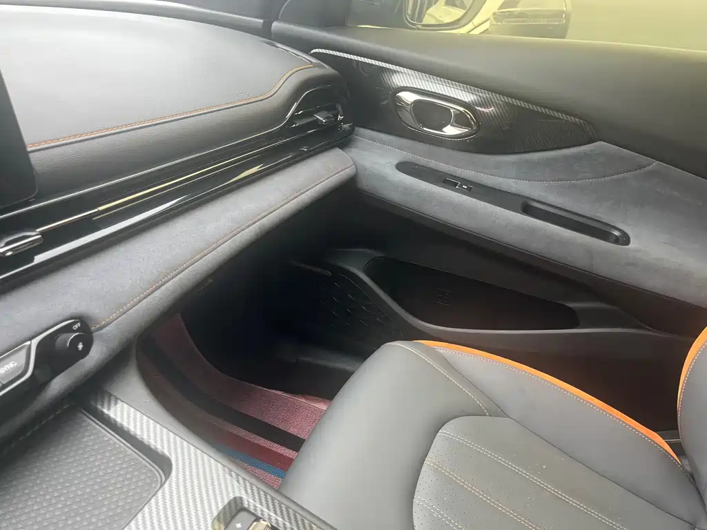 GAC Motor Shadow Leopard — фото 25