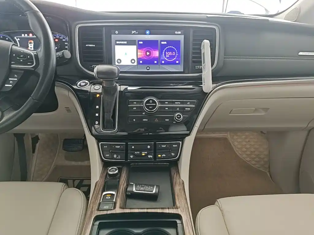 GAC Motor Trumpchi M8 — фото 13