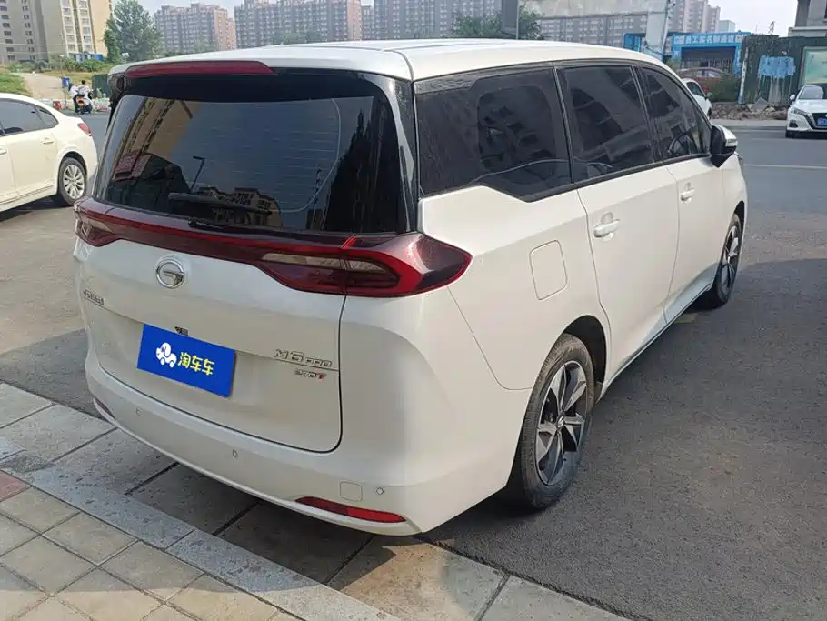 GAC Motor Trumpchi M6 — фото 3