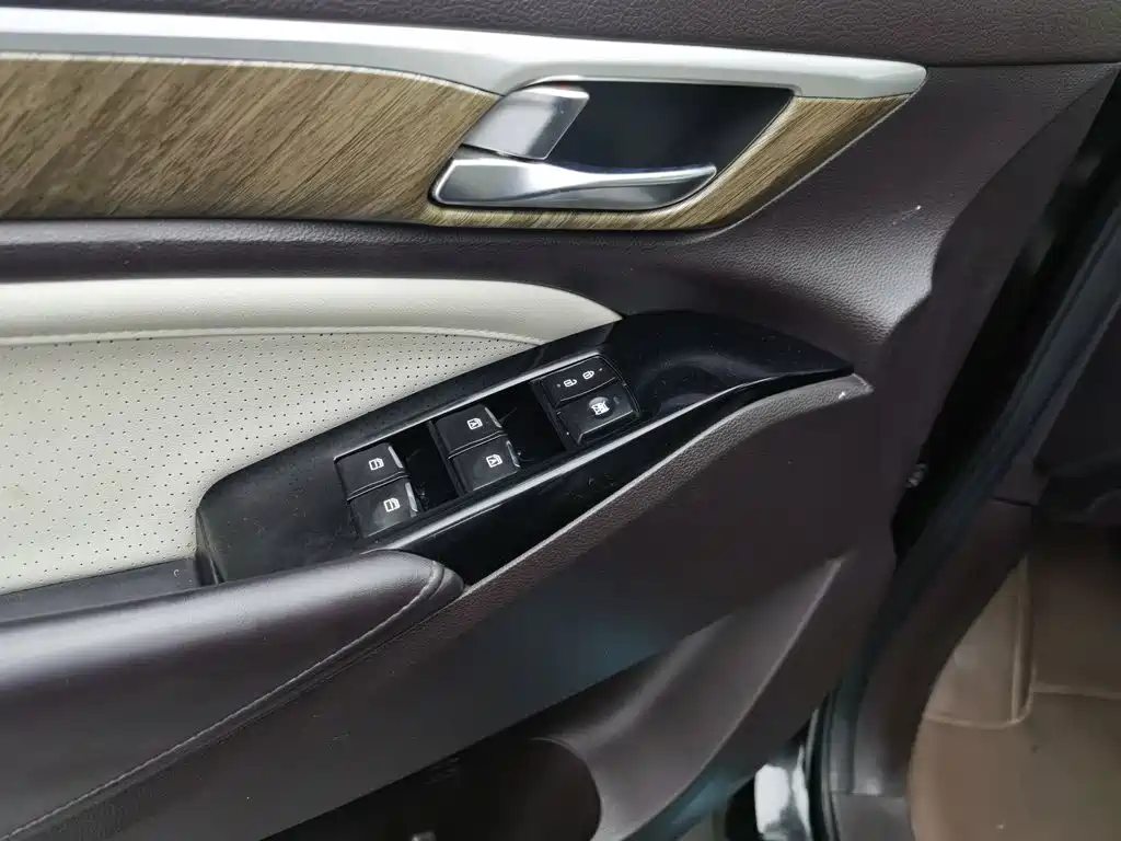 GAC Motor Trumpchi M8 — фото 9