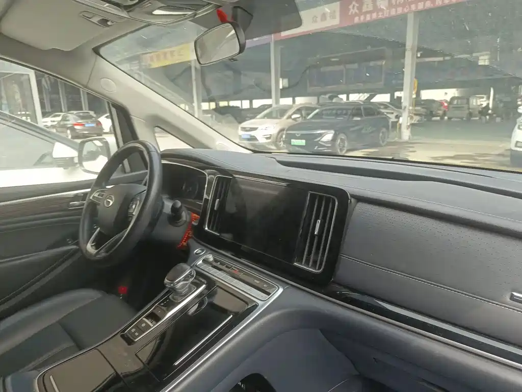 GAC Motor Trumpchi M8 — фото 13