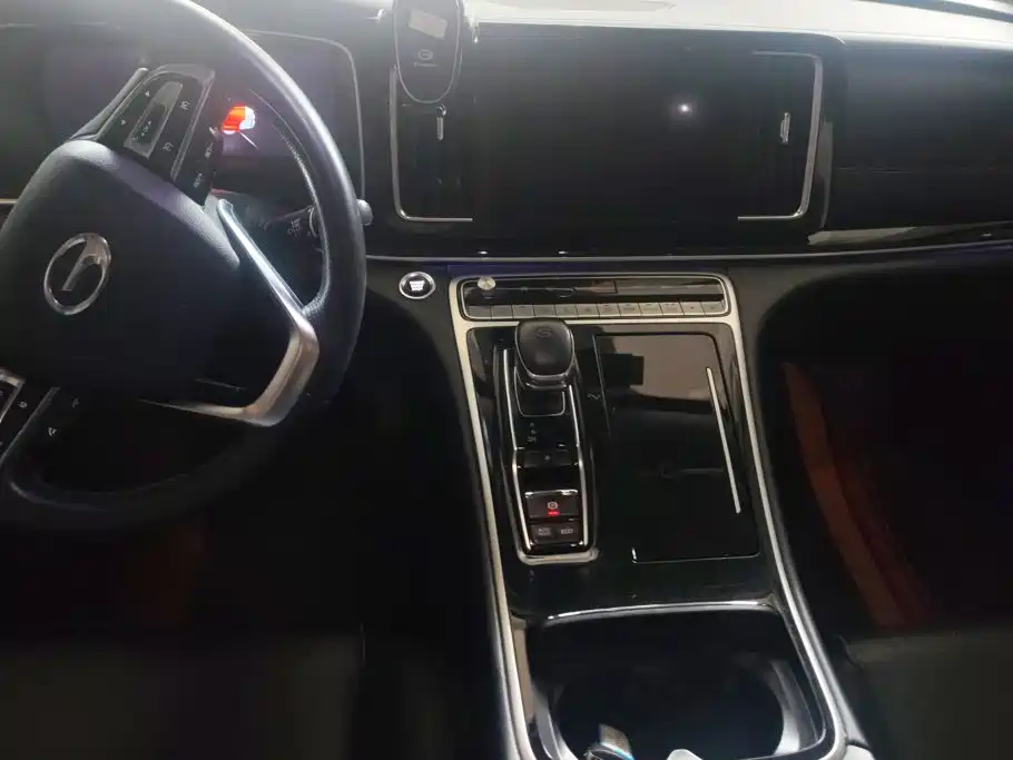 GAC Motor Trumpchi M8 — фото 13