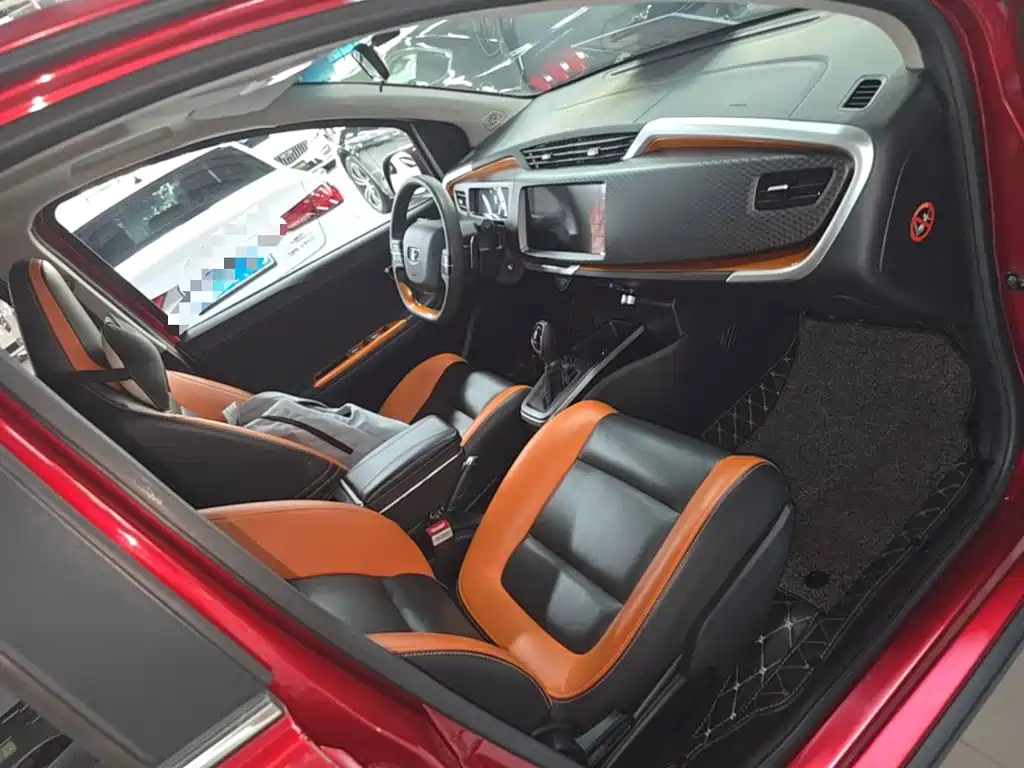 Geely Vision X1 — фото 25