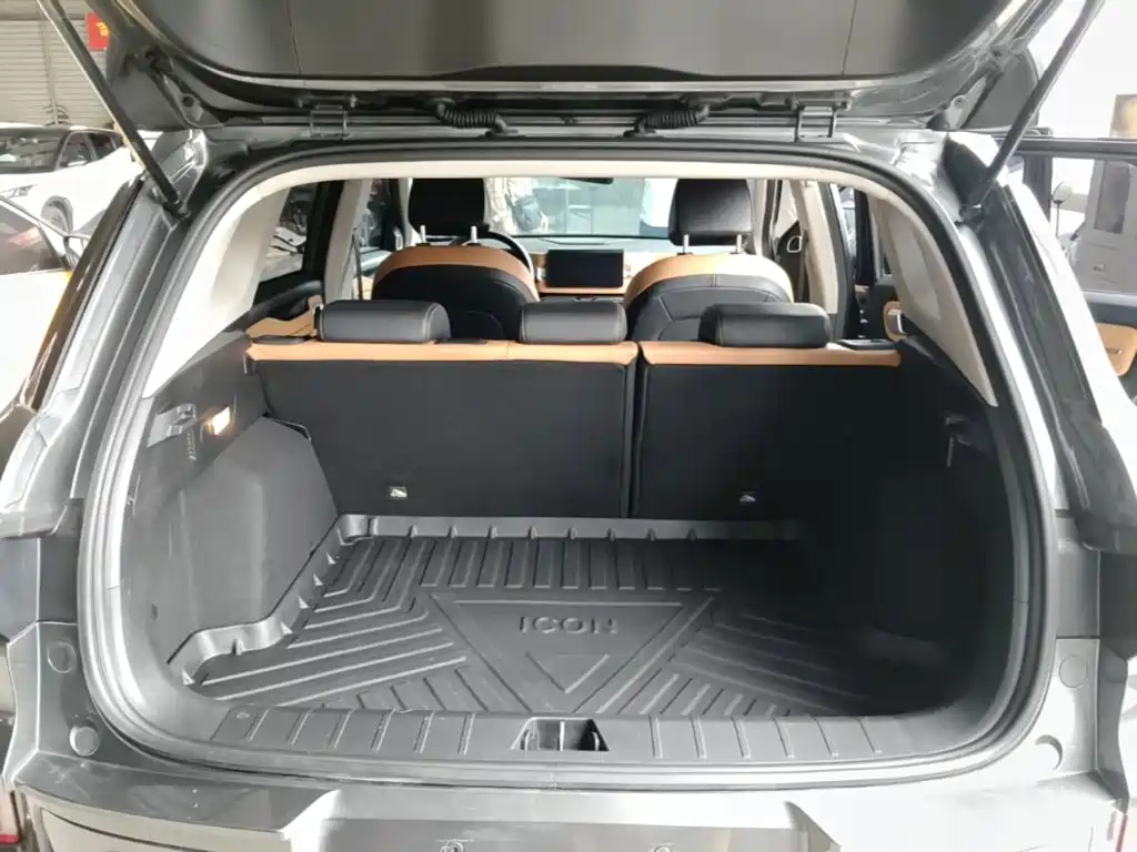 Geely Icon — фото 15