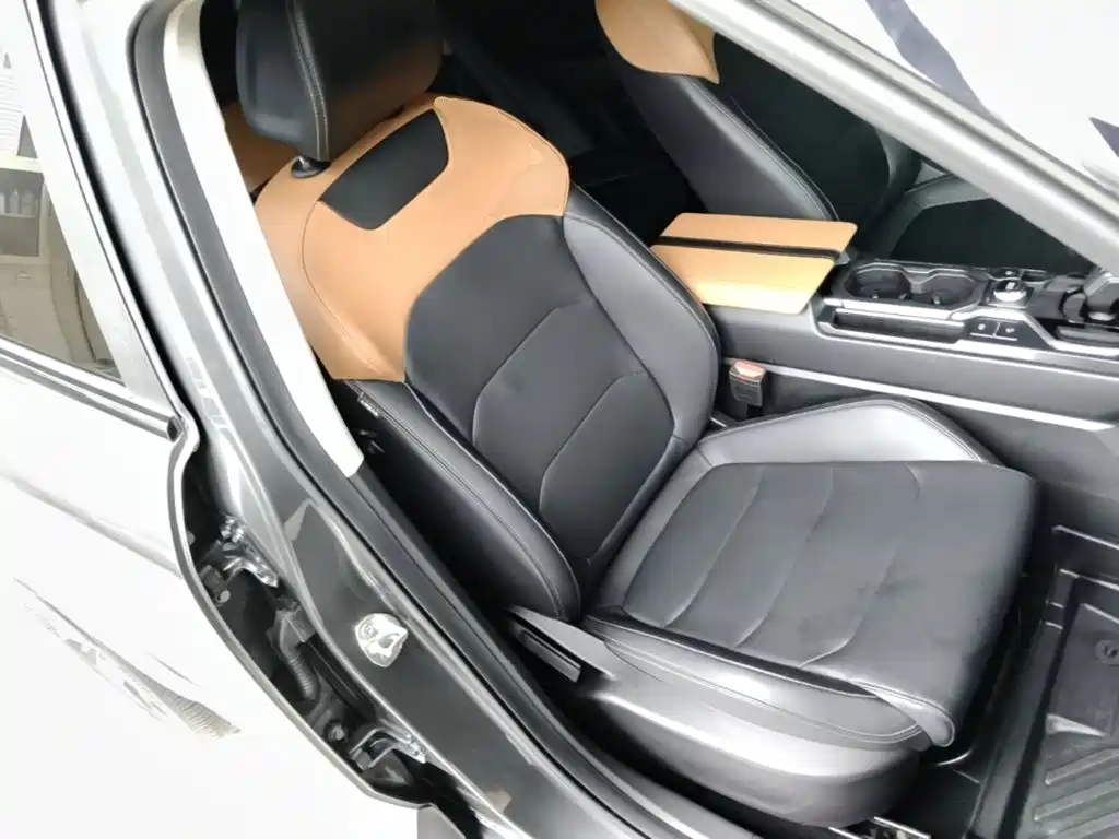 Geely Icon — фото 20