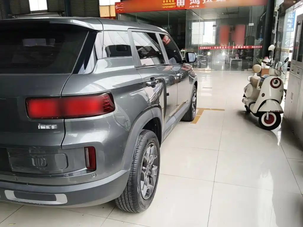 Geely Icon — фото 24