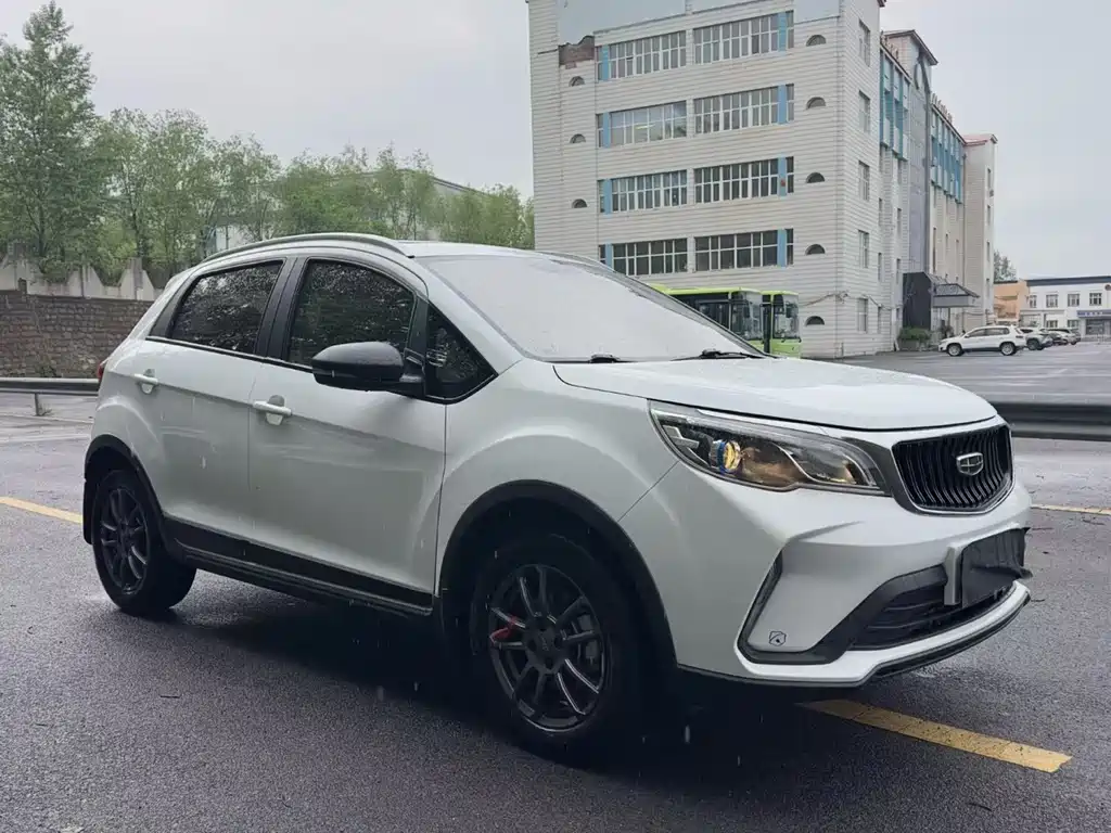 Geely Vision X3 — фото 3
