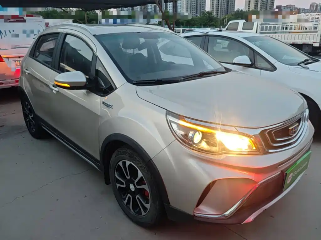 Geely Vision X3 — фото 4