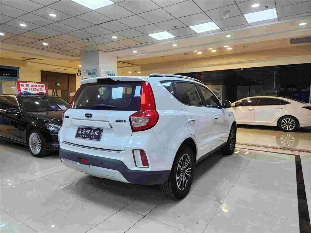 Geely Vision X6 — фото 13