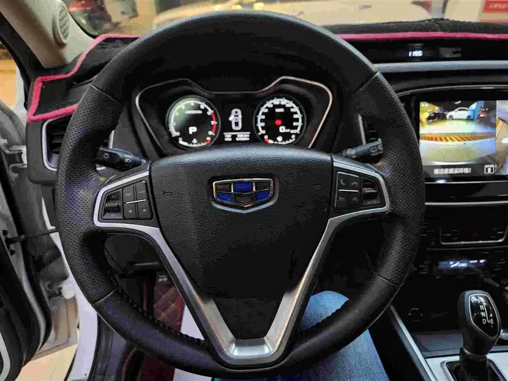 Geely Vision X6 — фото 8