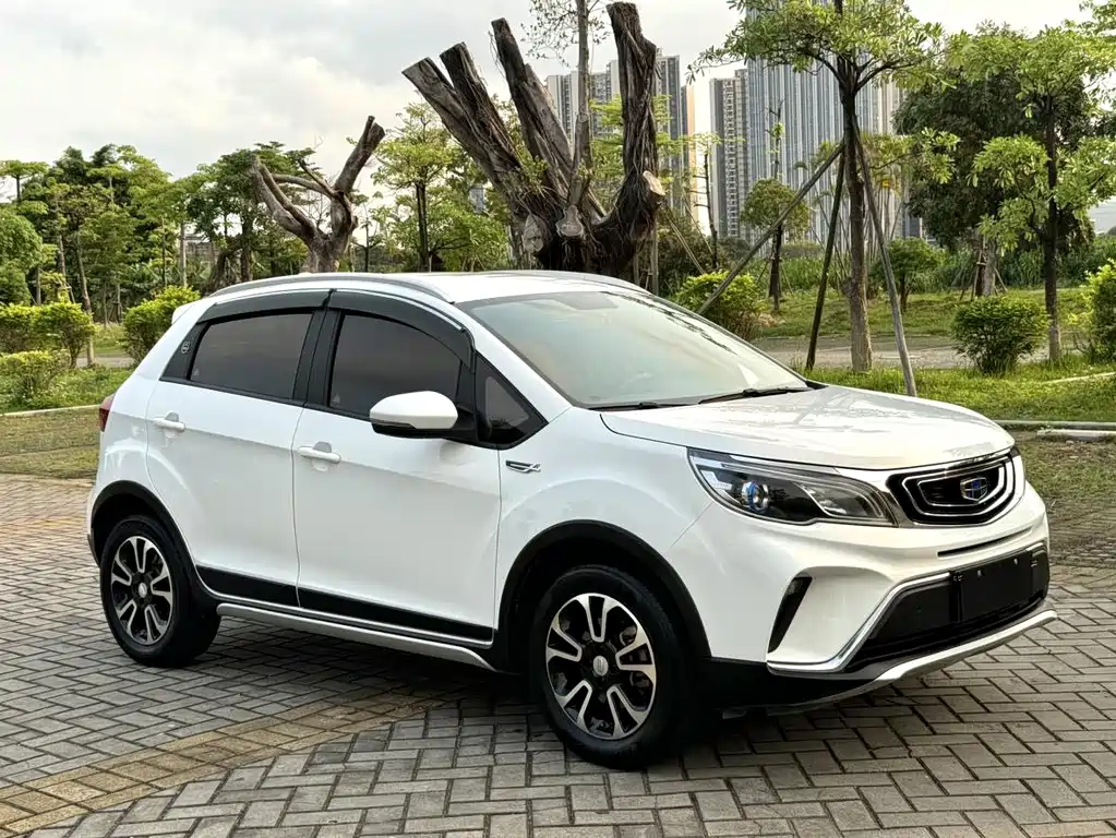 Geely Vision X3 — фото 3