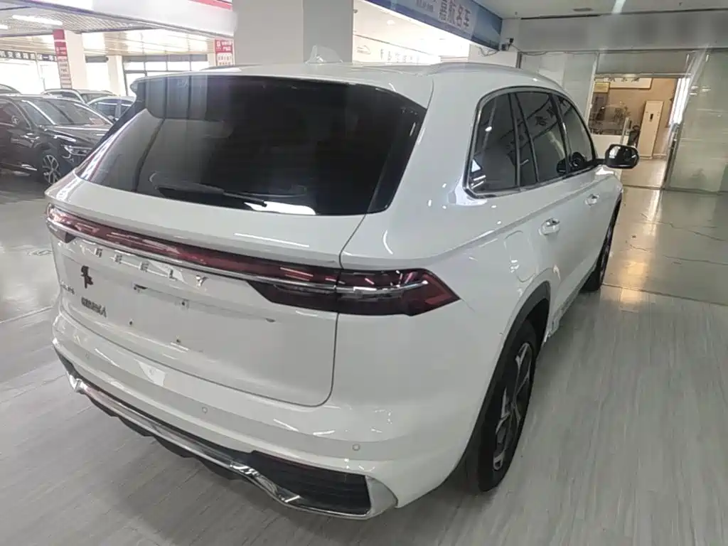 Geely Xingyue L — фото 7