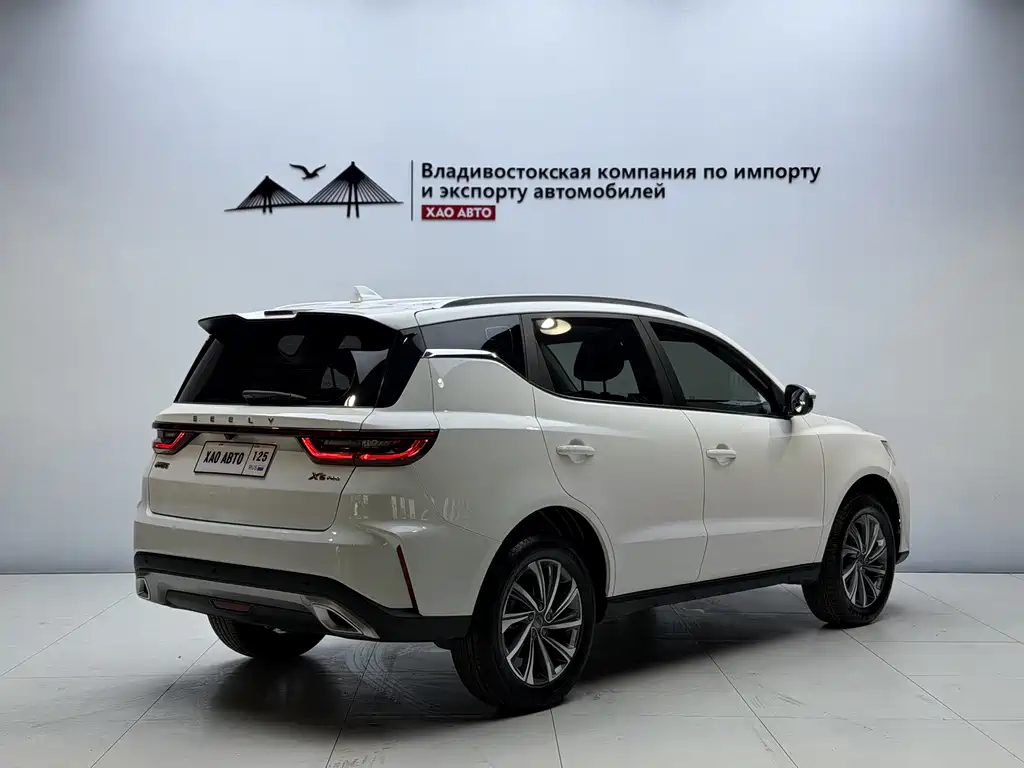 Geely Vision X6 — фото 6