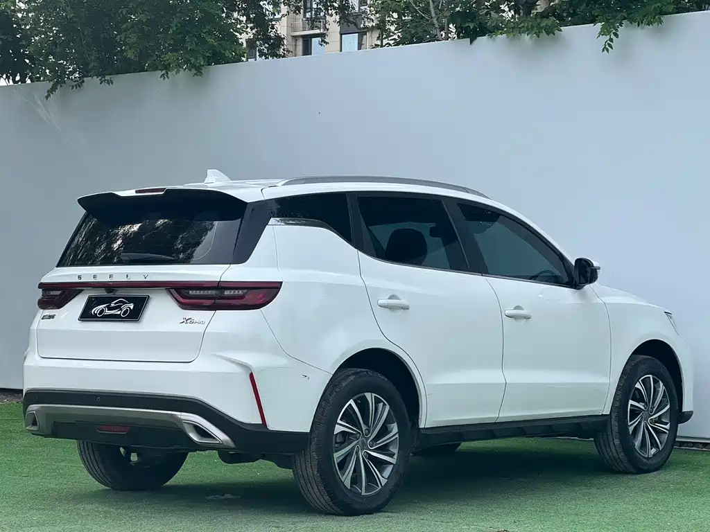 Geely Vision X6 — фото 7