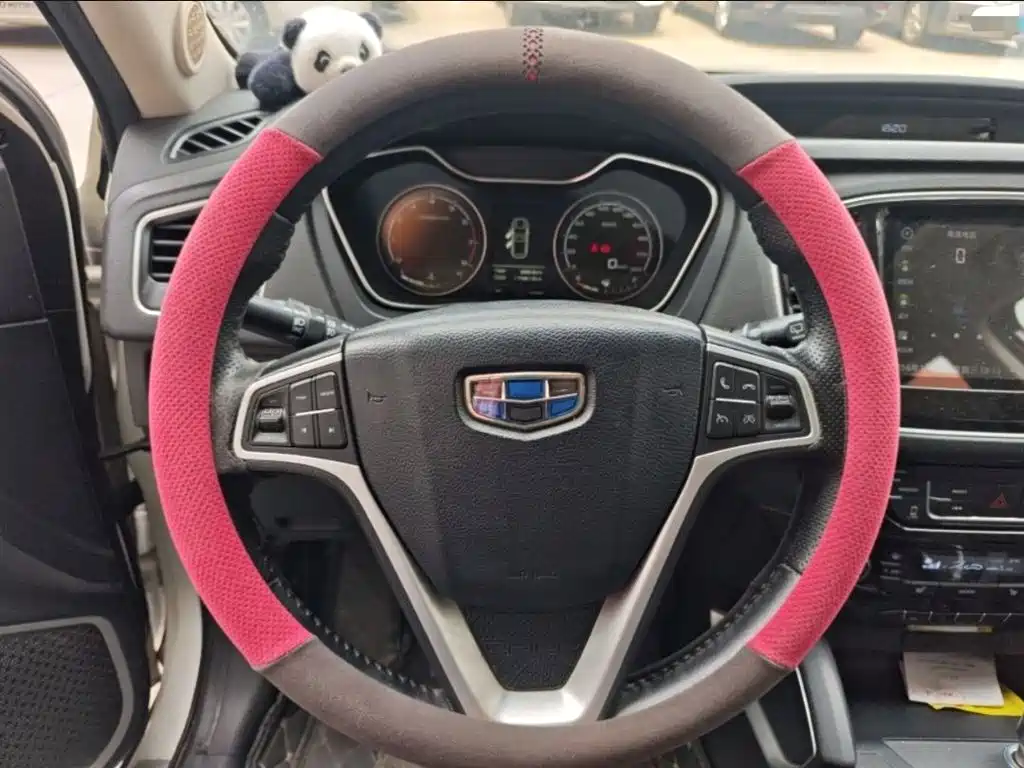 Geely Vision X6 — фото 14