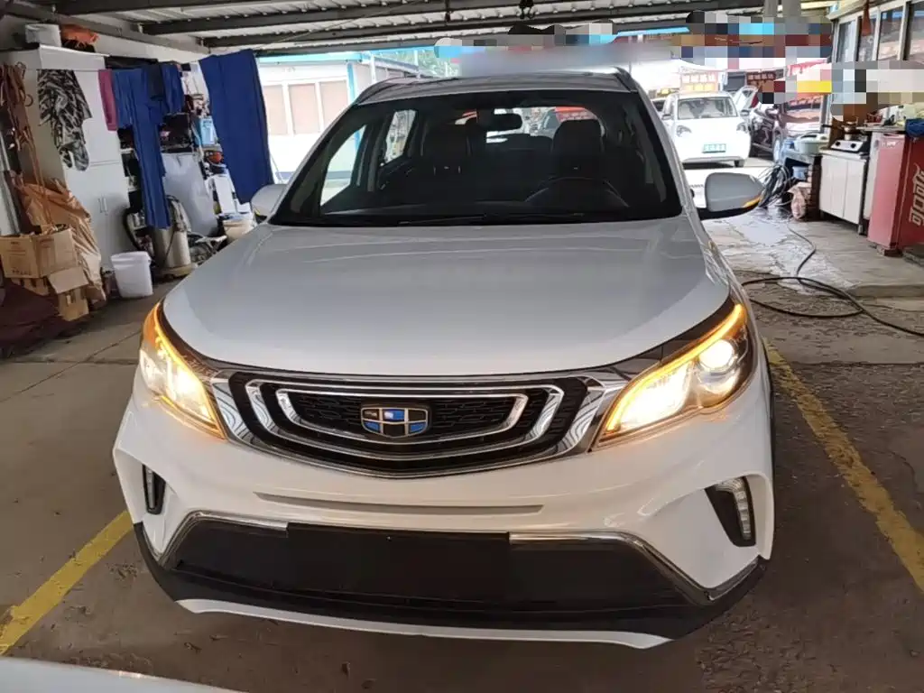 Geely Vision X3 — фото 3