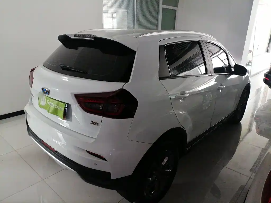 Geely Vision X3 — фото 7