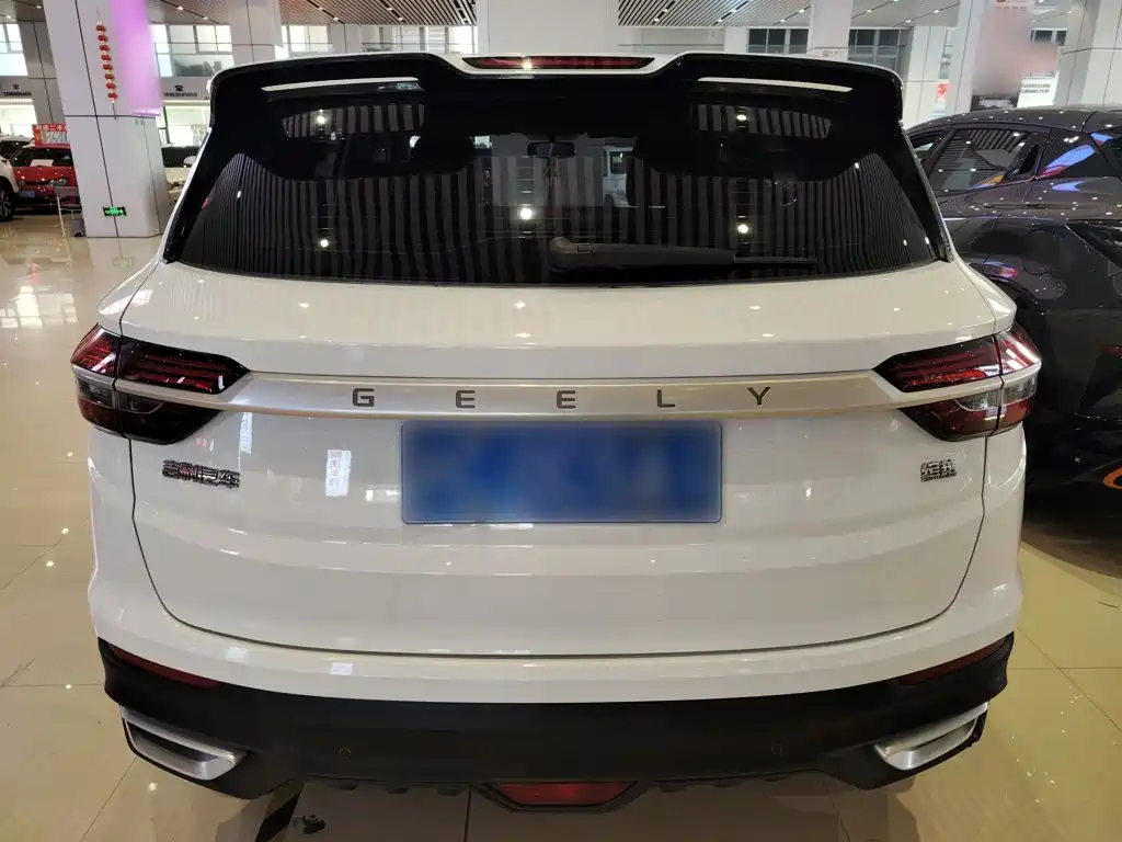 Geely Binyue — фото 6