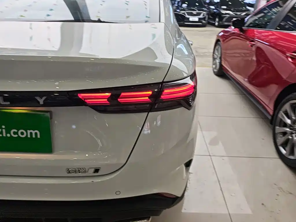 Geely Binrui — фото 8