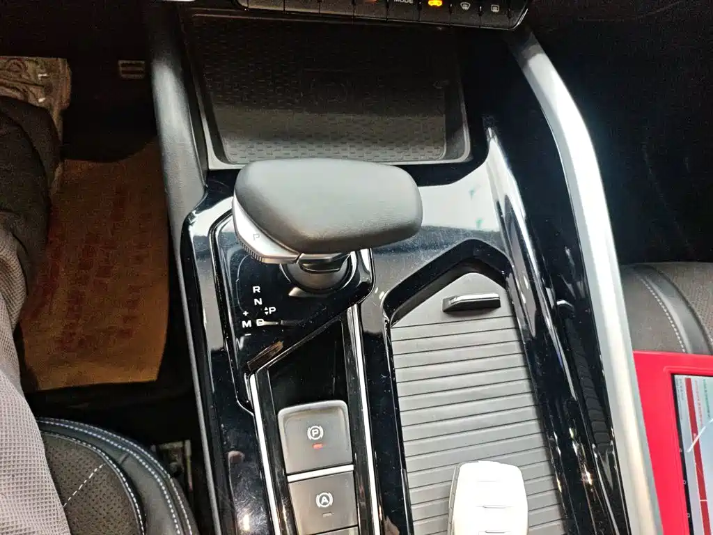 Geely Xingrui — фото 10