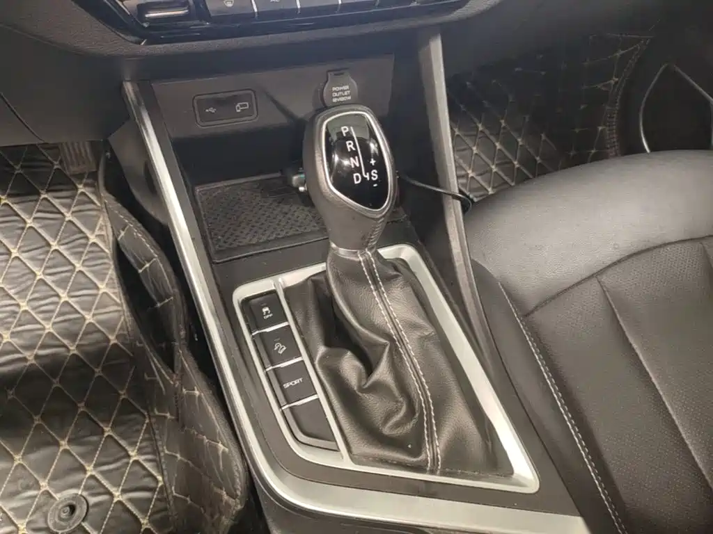 Geely Vision X3 — фото 14
